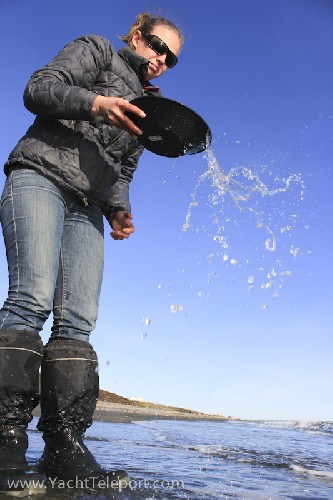 Jess gold panning