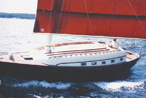 Marco Polo III (Teleport) cruising along nicely